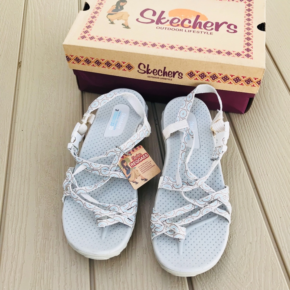 NWB Sketchers Sandals
